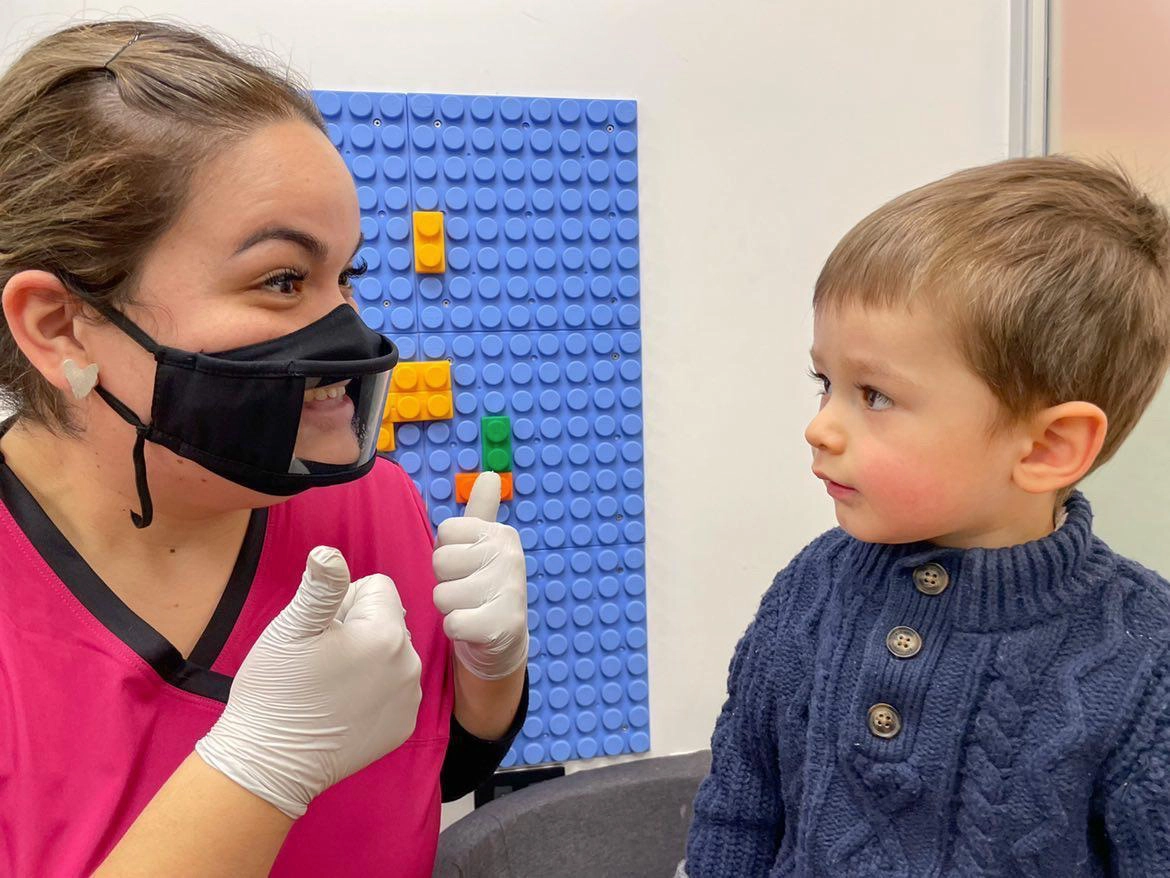 Sesión de terapia con niño